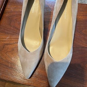 Marc Fisher tan suede pumps. Slight wear on bottom. Size 10.